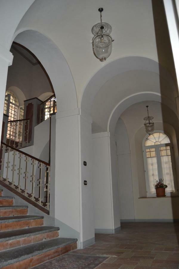 فندق Palazzo Roberti Monte San Giusto المظهر الخارجي الصورة