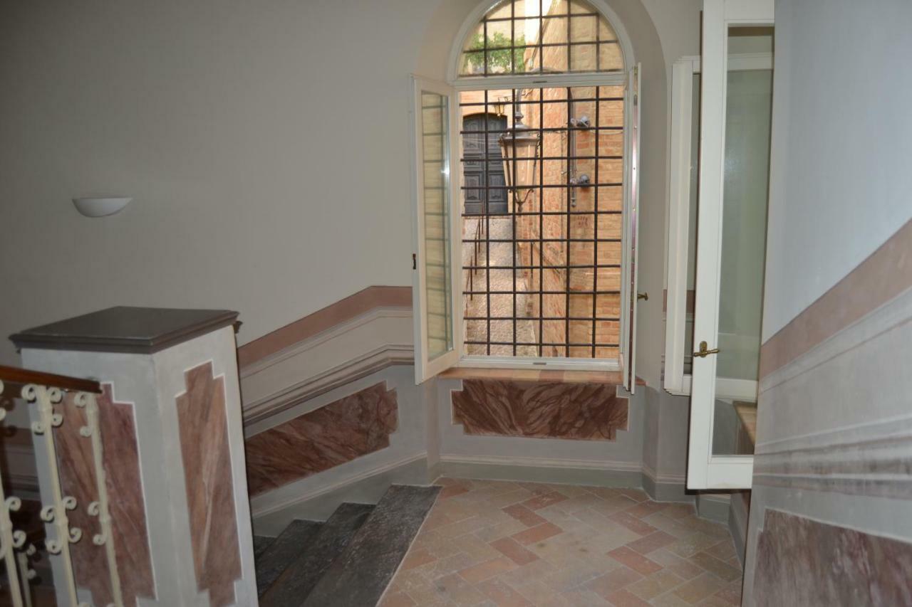 فندق Palazzo Roberti Monte San Giusto المظهر الخارجي الصورة