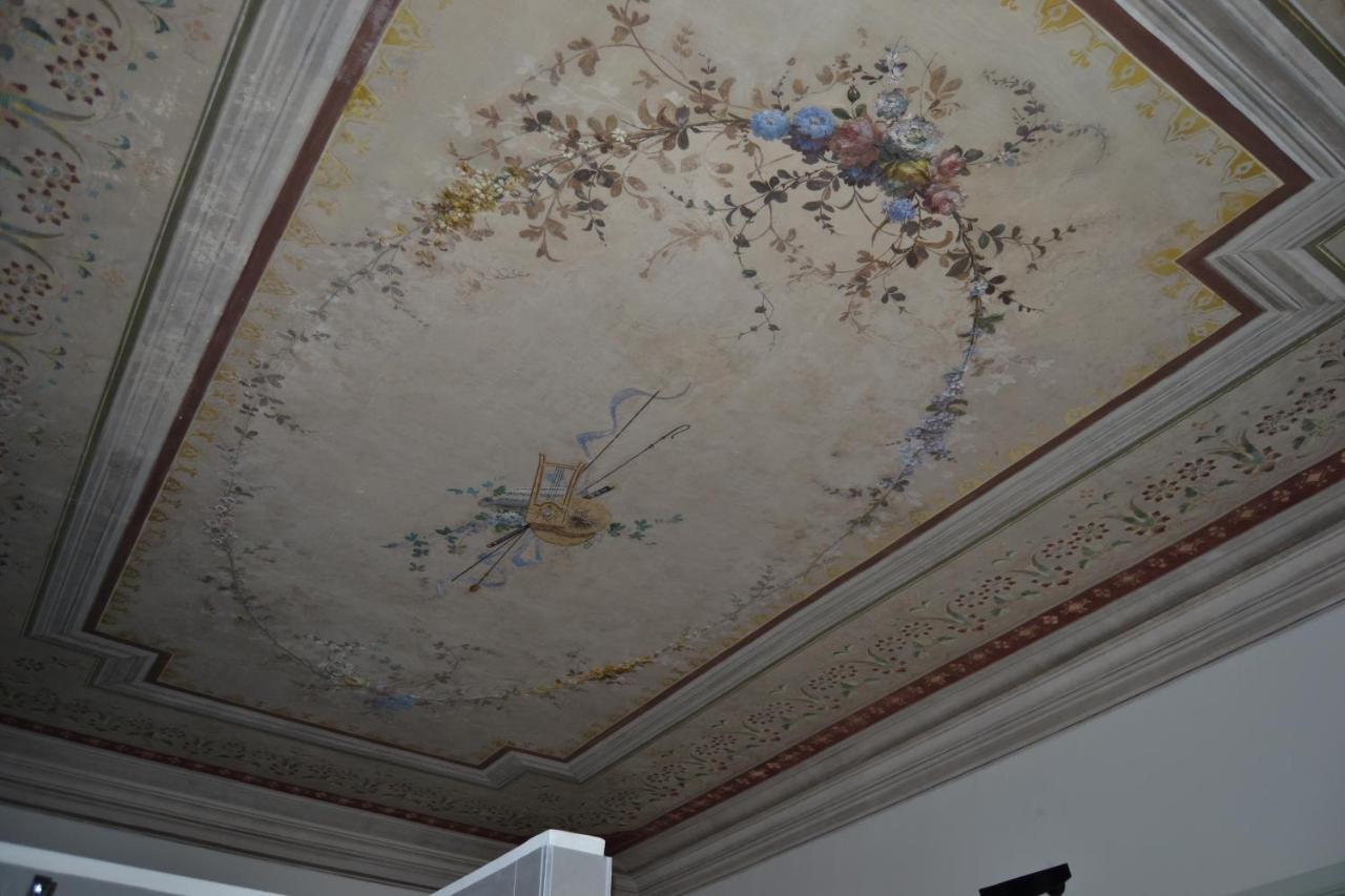 فندق Palazzo Roberti Monte San Giusto المظهر الخارجي الصورة